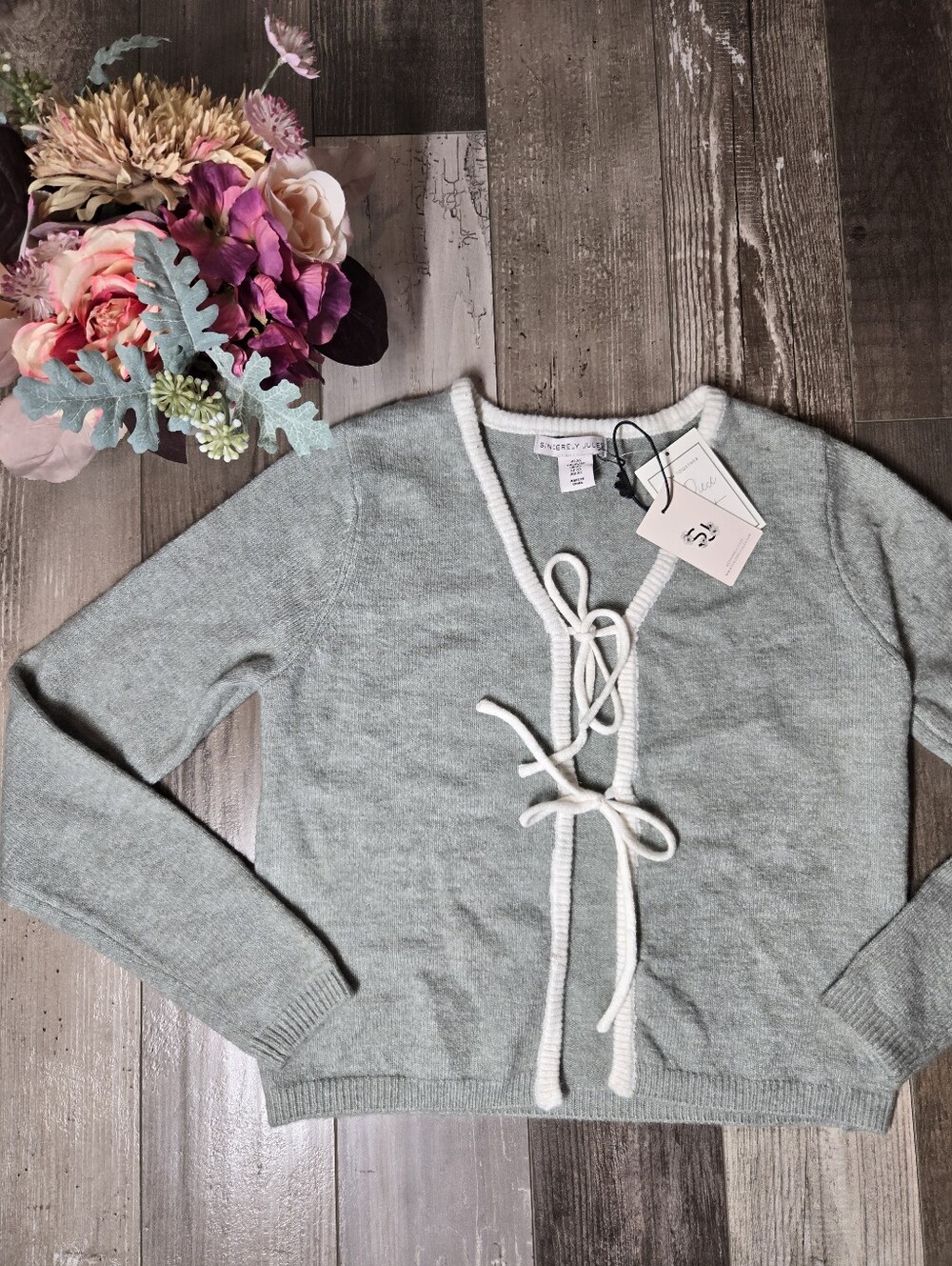 NWT Sincerely Jules Gray Knit Tie-Front Cardigan Top – Extra Small - Picture 10 of 16